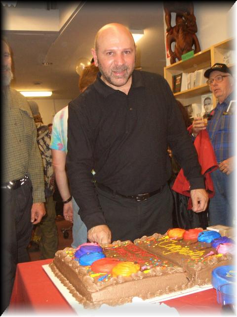 Jerry Cuts the Cake